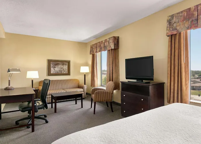 Hampton Inn & Suites Lawton