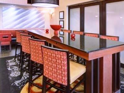 Hotel Hampton & 3*